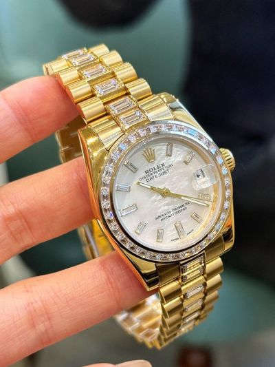 Rolex Datejust 31mm 18K Gold Bracelet White MOP Dial Lady Baguette Replica Watch